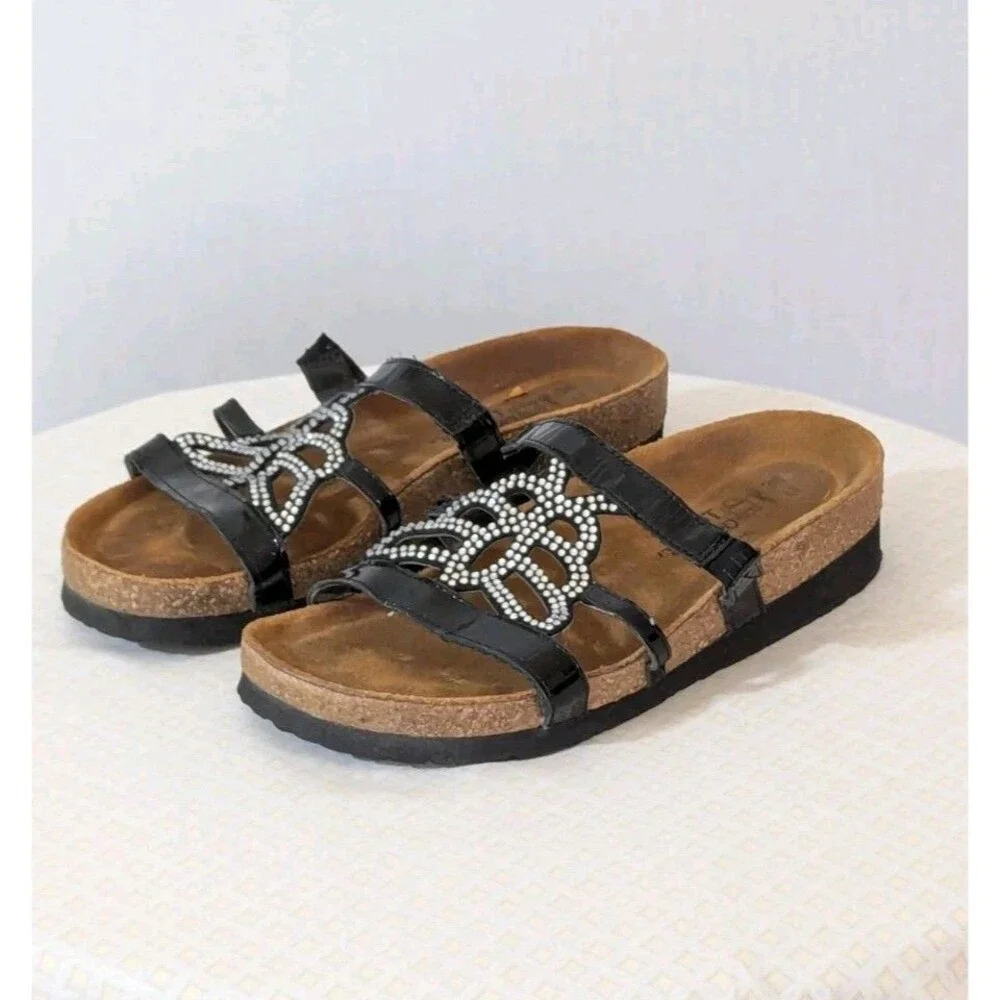 NAOT AVENTURA sz 5 Eur 36 Black Strappy Orthopedic Flats Silver Dots Butterfly
